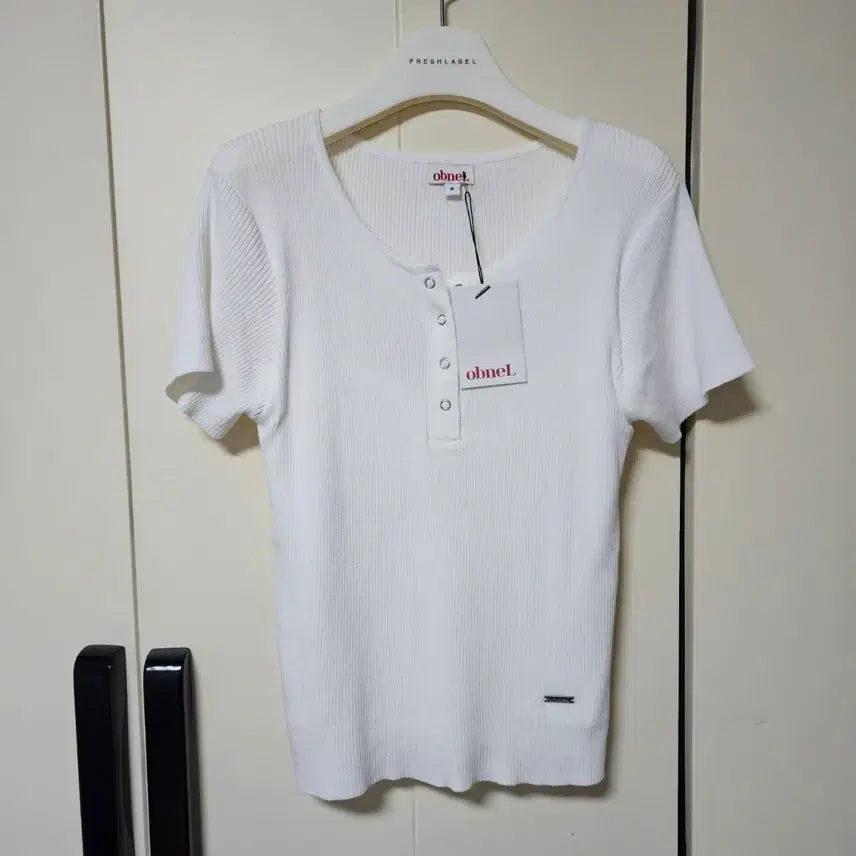 [BUNJANG] Obel Ribbed Snap Short-Sleeve Knit T-Shirt / [새상품] 오브넬 골지 스냅 반팔 니트 티셔츠(정가6.5)