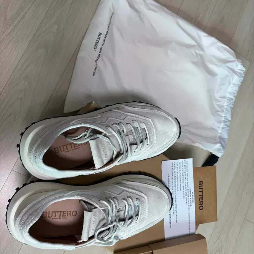 [BUNJANG] Buttero Ventura White Sneakers / 부테로 벤투라 화이트 39