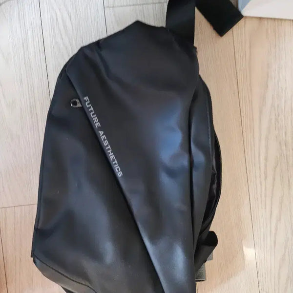 [BUNJANG] Travel Security Sling Bag / 여행용 보안 슬링백