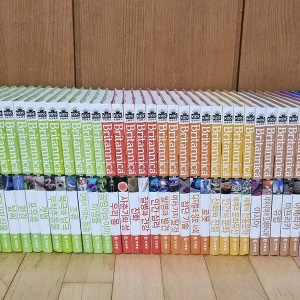 [BUNJANG] Britannica Illustrated Encyclopedia 50 Volume Set / 브리태니커 만화백과 50권 판매합니다