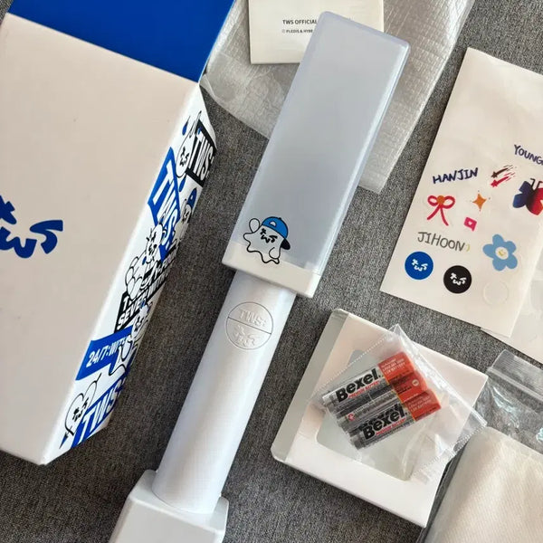 [BUNJANG] TWS Official Lightstick 'TWONABONG' with Sticker Set / 투어스 응원봉 투로나봉