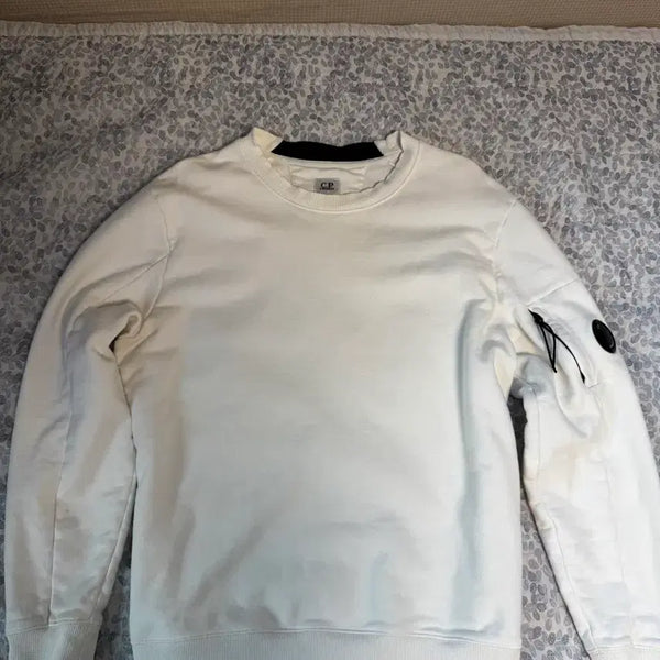 [BUNJANG] CP Company White Crewneck Sweatshirt / (렌즈기스 아예없) 씨피컴퍼니 흰색 화이트 맨투맨