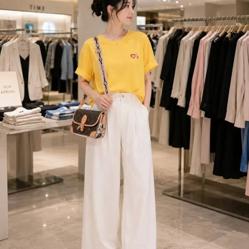 [BUNJANG] Yellow Short Sleeve T-Shirt with Heart Embroidery / 티셔츠 옐로우