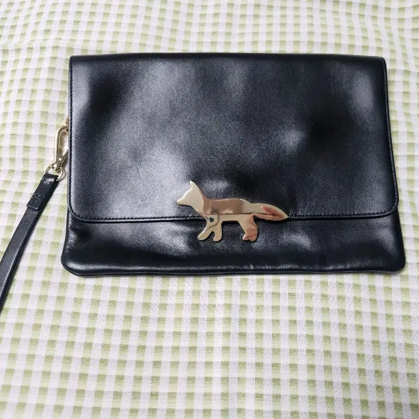 [BUNJANG] Maison Kitsuné Gold Logo Leather Clutch / 메종키츠네 금장 가죽 클러치