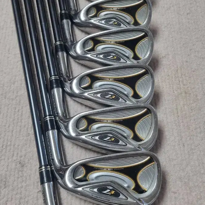 [BUNJANG] TaylorMade R7 Iron Set (Graphite Shaft) / 테일러메이드 r7 8아이언 세트(그라파이트)