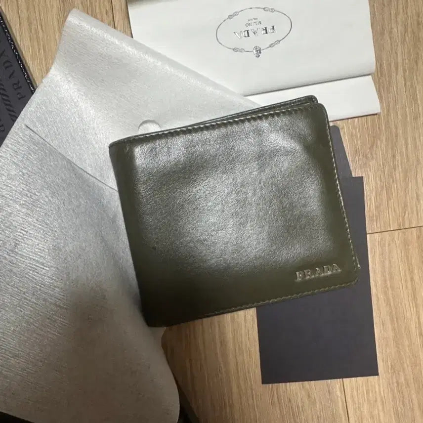 [BUNJANG] Prada Men's Wallet Khaki / [급처!]프라다 남성 지갑 카키