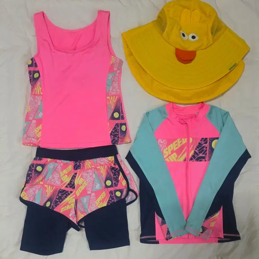 [BUNJANG] Girl's Rash Guard Set with Hat / 여아 래쉬가드 65 + 모자