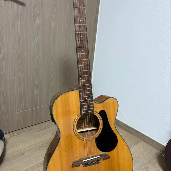 [BUNJANG] Alvarez AF30CE Acoustic Guitar / Alvarez AF30CE 통기타