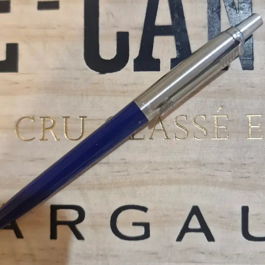 [BUNJANG] Parker Ballpoint Pen (Made in UK) / 파카볼펜 이예요 . 메딘 UK