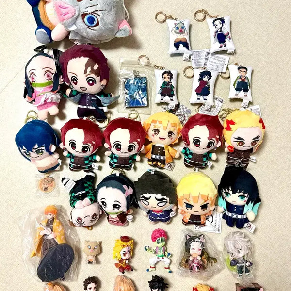 [BUNJANG] Demon Slayer Character Figures & Plush Set / 귀멸의칼날네즈코탄지로사네미기유렌고쿠이노스케젠이츠교메이피규어가챠굿즈인형뽑기키링열쇠가방고리인형 일괄
