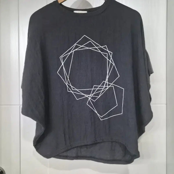 [BUNJANG] Melon Geometric Pattern T-Blouse / 멜본 기하학패턴 티 블라우스