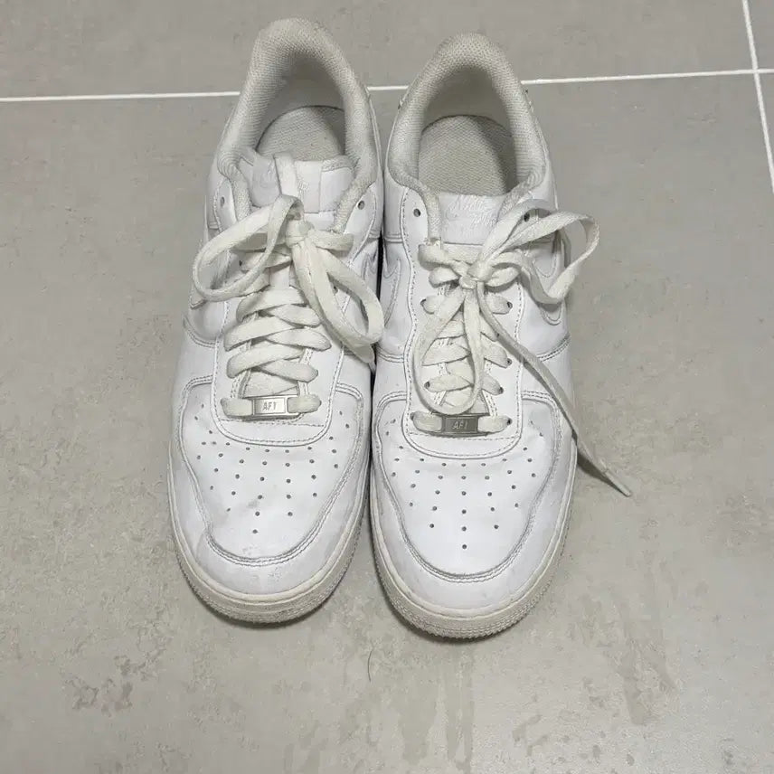 [BUNJANG] Nike Air Force 1 Low All White Sneakers / 나이키 에어포스1 로우 올백 스니커즈