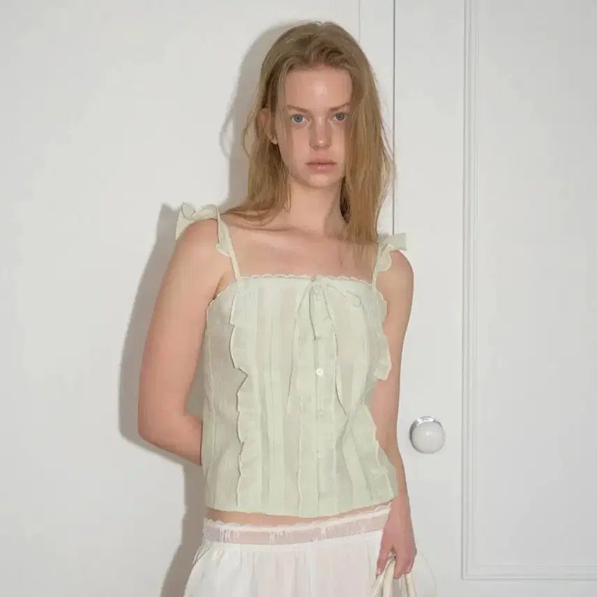 [BUNJANG] Soft Seoul Sleeveless Lace Tank Top Mint / 소프트서울 softseoul 슬리브리스 나시 민트 나시 탑 lace 레이스나시 자라 휴양지룩 여행 휴양지