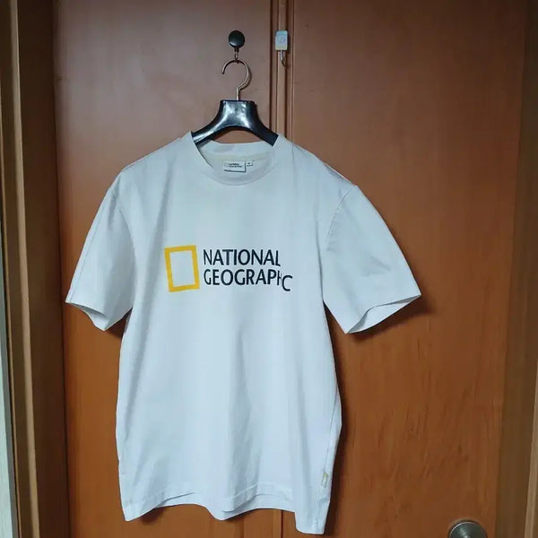[BUNJANG] National Geographic White T-Shirt / 내셔널지오그래픽 반팔티 화이트