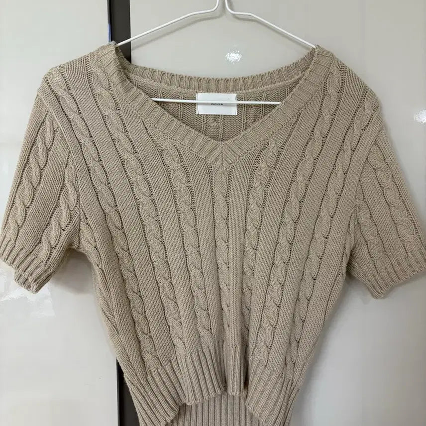 [BUNJANG] Cable Knit Short Sleeve T-Shirt / 케이블 니트 반팔 티셔츠