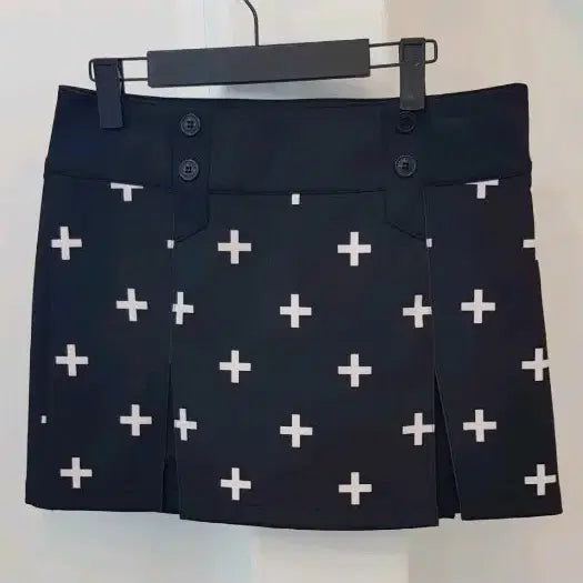 [BUNJANG] WAAC Golf Skirt Size 67 / 와이드앵글 골프 스커트 호칭67