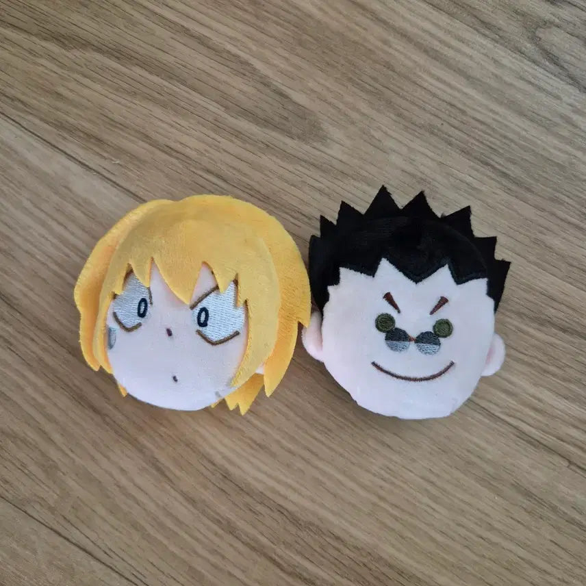 [BUNJANG] Hunter x Hunter Kurapika & Leorio Shanghai Plush Badge Bundle Set / 헌터헌터 크라피카 레오리오 상하이 누이 뱃지 일괄