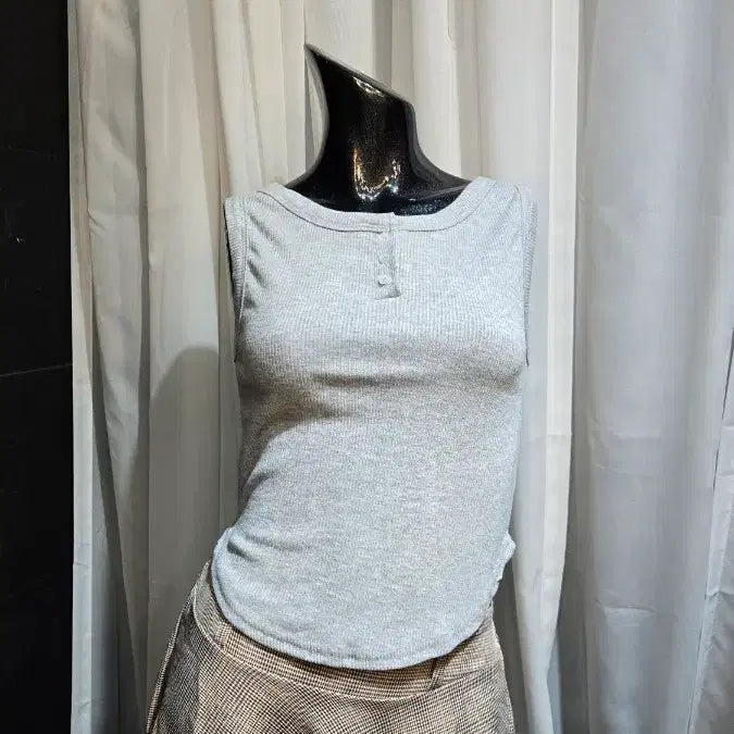 [BUNJANG] Button-Front Ribbed Tank Top - Grey / 밑단유 앞단추 골지 그레이 나시