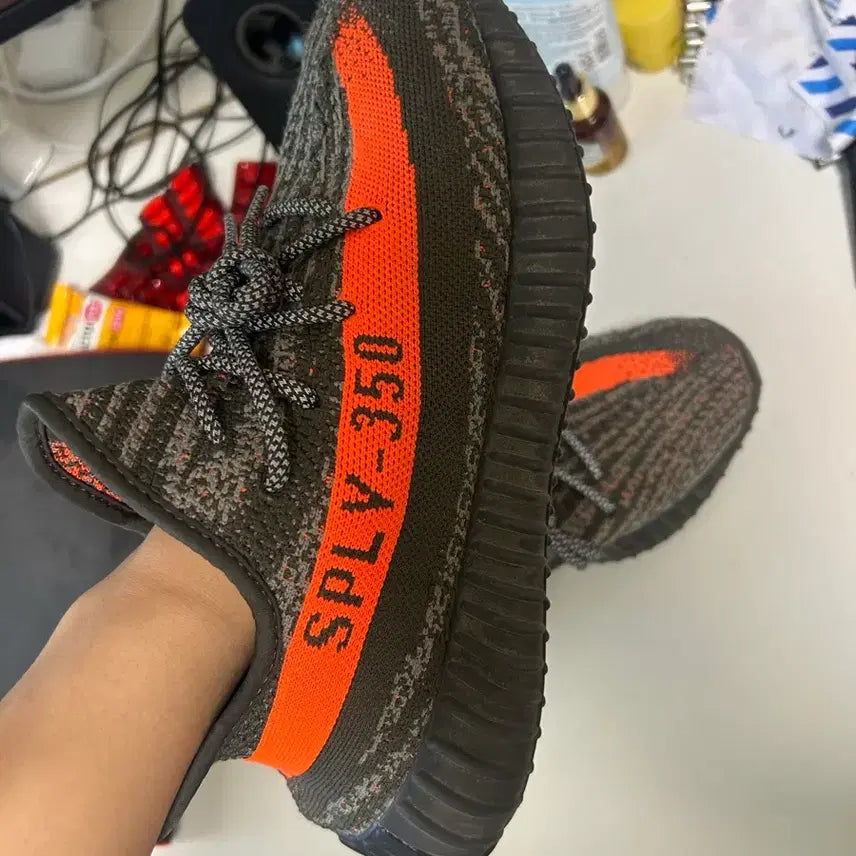 [BUNJANG] Adidas Yeezy Boost 350 V2 Carbon Beluga Sneakers / 아디다스 이지 부스트 350 V2 카본 벨루가