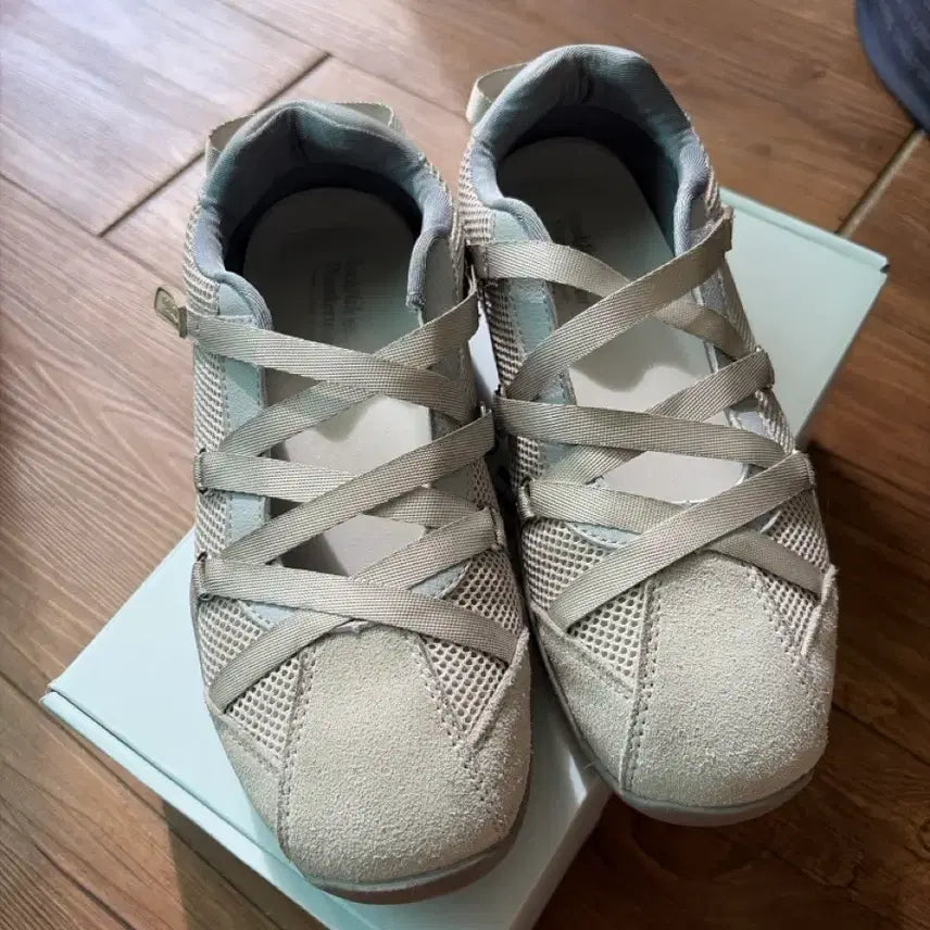 [BUNJANG] Rockfish JaneX Sneakers Light Grey / 락피쉬 제인엑스 스니커즈 라이트그레이 3.5