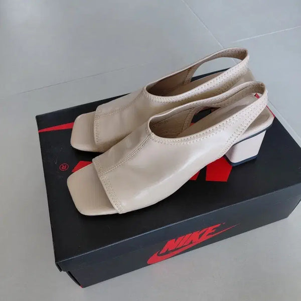 [BUNJANG] Beige Strap Mules Sandals (250) / 베이지색 뮬 샌들