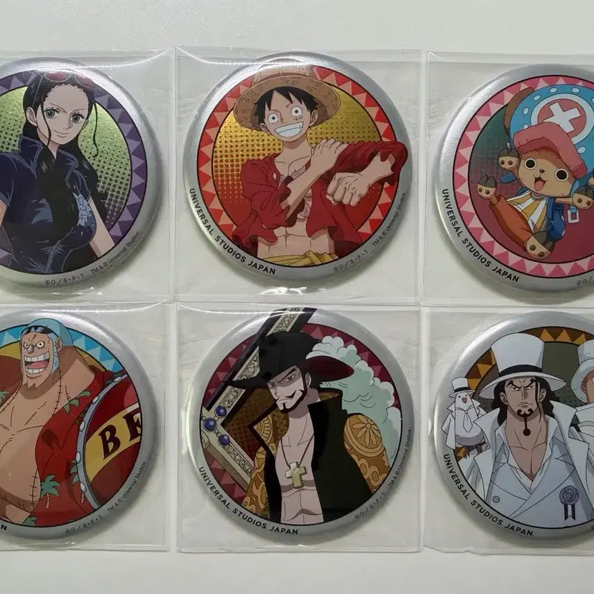 [BUNJANG] One Piece Universal Studios Japan Collection Can Badge Set - Luffy, Robin / (일괄)원피스 유니버설 스튜디오 재팬 컬렉션 캔뱃지 루피,로빈