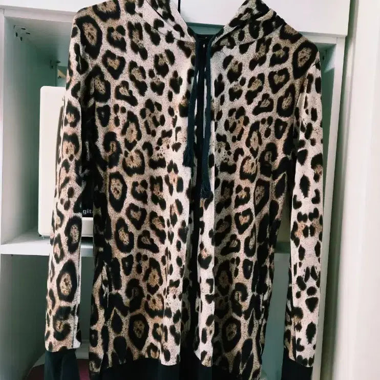 [BUNJANG] Leopard Pattern Hoodie Zip-Up / 후드집업
