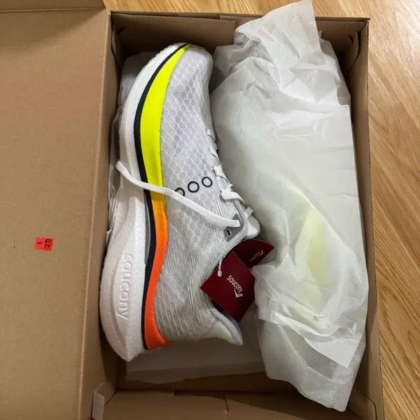 [BUNJANG] Saucony Endorphin Speed 5 Running Shoes - 280mm / 써코니 엔돌핀 스피드5 새상품 280사이즈