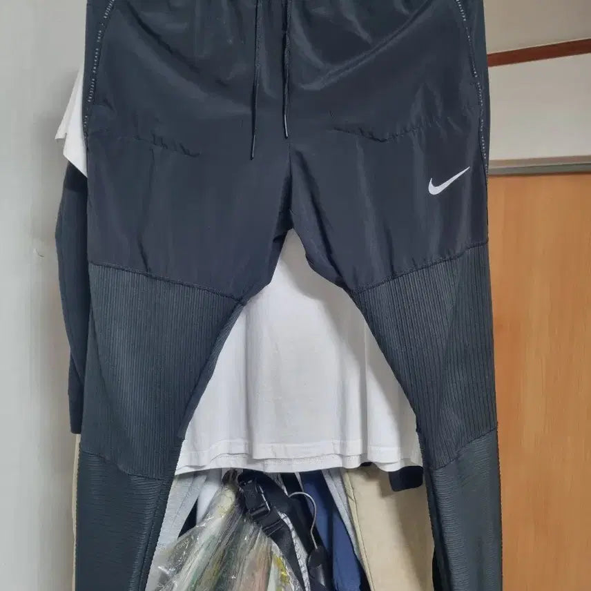 [BUNJANG] Nike Running Pants Black L / (새옷 수준]나이키 러닝 팬츠 블랙 L 85 33~34사이즈