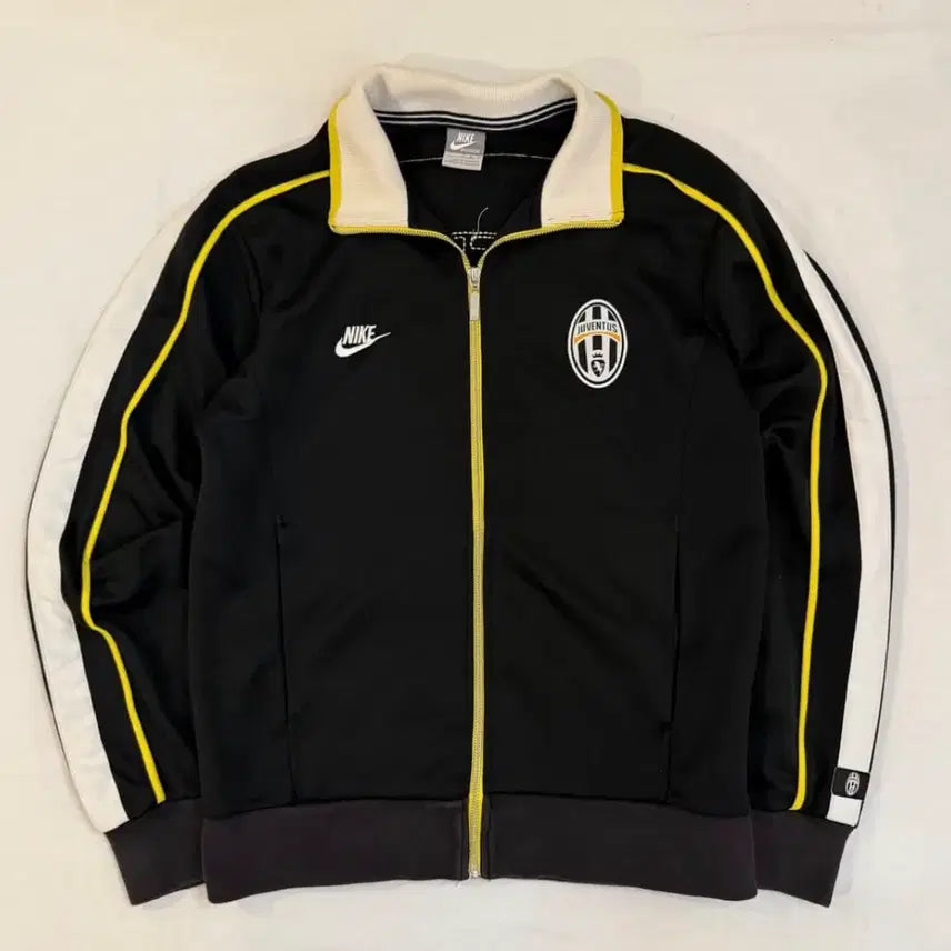 [BUNJANG] Nike Juventus Track Top Jersey Black Yellow / 나이키 유벤투스 트랙탑 져지 블랙 옐로우