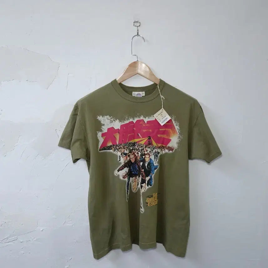 [BUNJANG] Toys McCoy The Great Escape 60th Anniversary T-Shirt Olive XL / 토이즈맥코이 대탈주 60주년 기념 티셔츠 올리브 XL