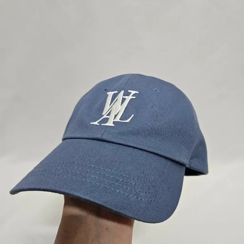 [BUNJANG] Wooalong Signature Logo Ball Cap / 우알롱 시그니처 로고 볼캡