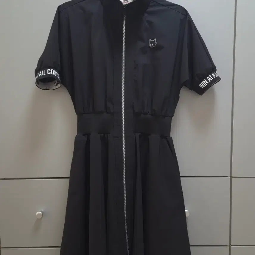 [BUNJANG] WAAC Women's High Neck Woven Dress / 여성골프 왁 스테디셀러 하이넥 우븐 원피스