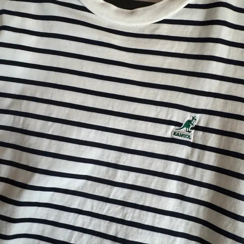 [BUNJANG] Kangol Striped Short Sleeve T-Shirt / 캉골 스트라이프 반팔 티셔츠