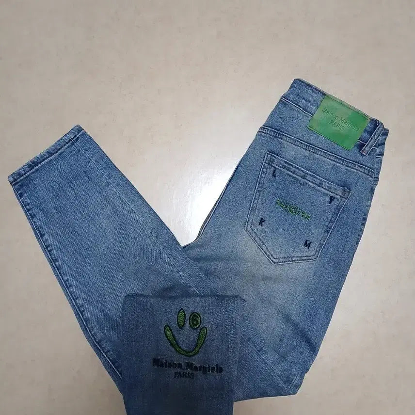 [BUNJANG] Maison Margiela Smiley Patch Denim Pants / 메종 마르지엘라 스마일 패치 데님 팬츠