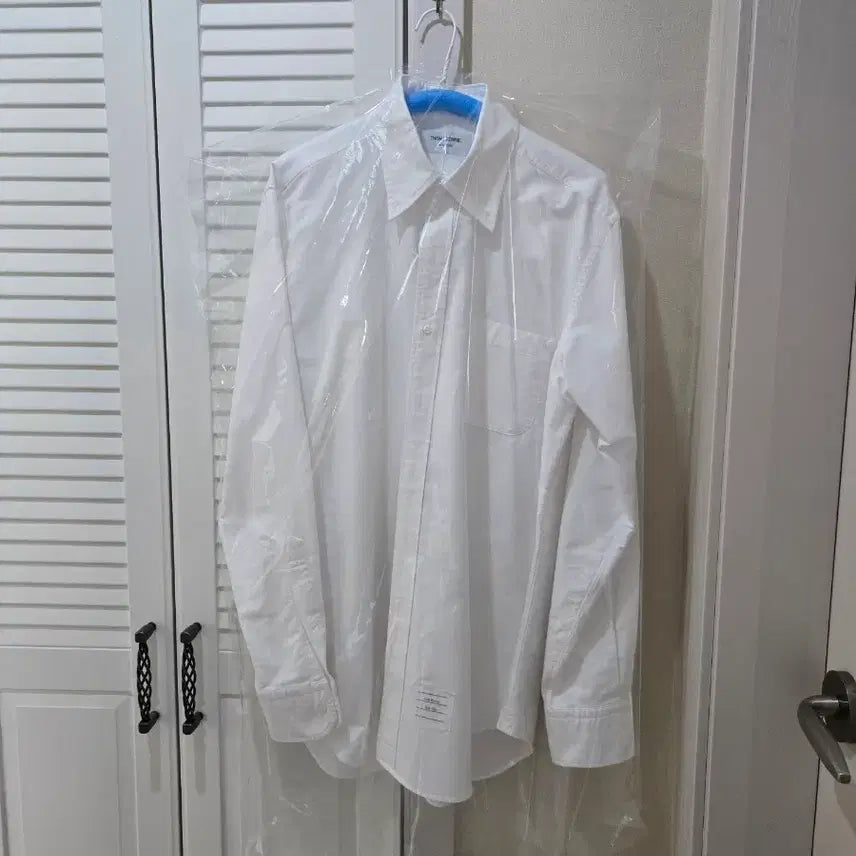 [BUNJANG] Thom Browne Hidden Three Stripes Shirt Size 4 / 톰브라운 히든삼선 셔츠 4사이즈