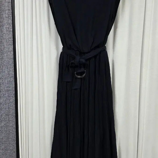 [BUNJANG] Sleeveless Long Maxi Dress (Size 55-66) / 시원한민소매롱원피스(55-66)