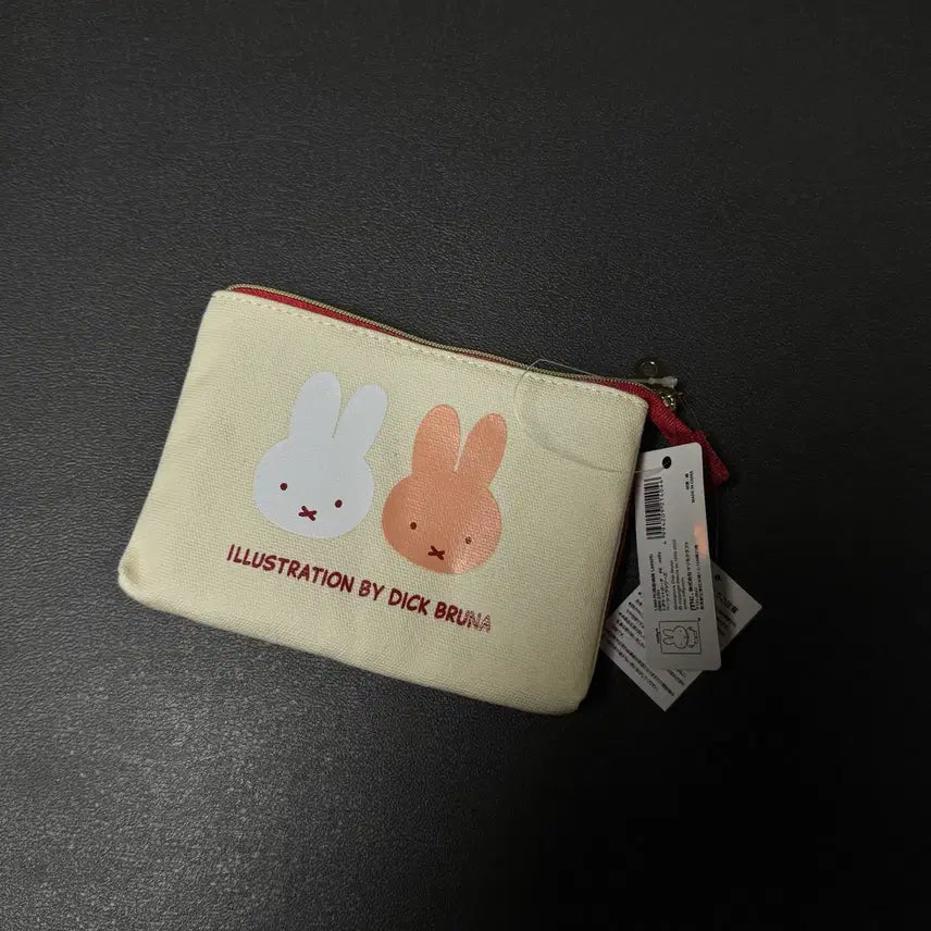 [BUNJANG] Miffy Melanie Pouch by Dick Bruna Illustration / 미피 멜라니 파우치 일러스트레이션 바이 딕 브루나