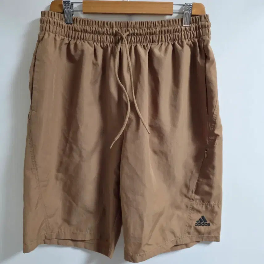 [BUNJANG] Adidas Terra Love O-Shape Short Pants Khaki Brown 3XL / [3XL] 정품 아디다스 테라 러브 O-쉐이프 숏팬츠 (H54032/브라운)