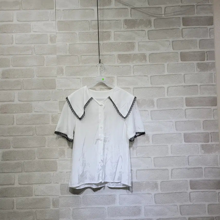 [BUNJANG] Women's Oversized Collar Blouse Free Size / ㅊ175 빅카라 블라우스 F