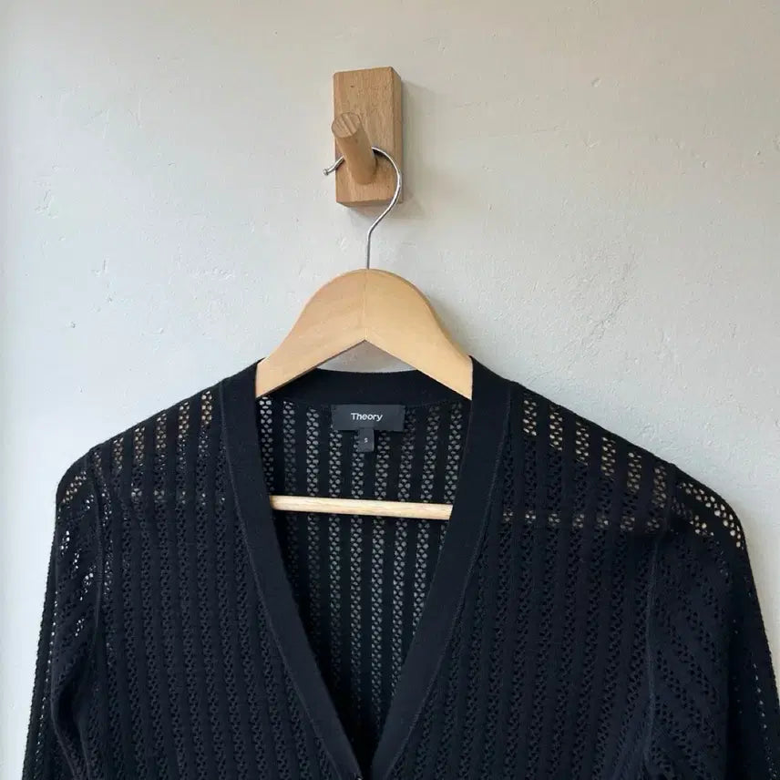 [BUNJANG] Theory Summer Wool Cardigan (100% Wool) / 17685 - 띠어리 썸머울 가디건 (울 100%)