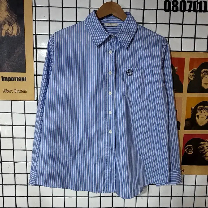 [BUNJANG] Blue Stripe Shirt with Embroidered Detail / 파란색 스트라이프 셔츠 0807