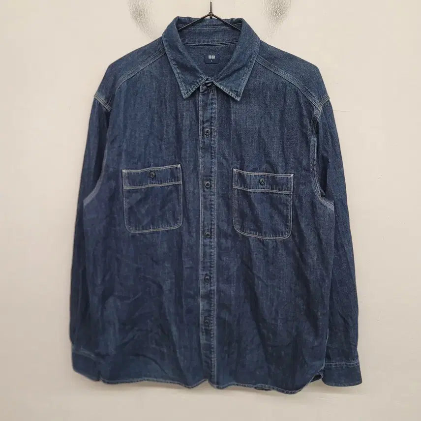 [BUNJANG] Uniqlo Washed Denim Shirt / [100/L] 유니클로 워싱 데님 셔츠 청남방