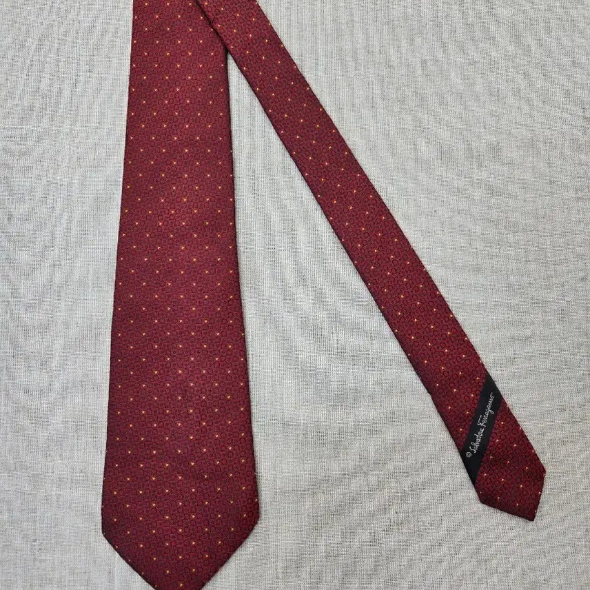 [BUNJANG] Salvatore Ferragamo Silk Tie Red / 페라가모 넥타이 (레드) (387