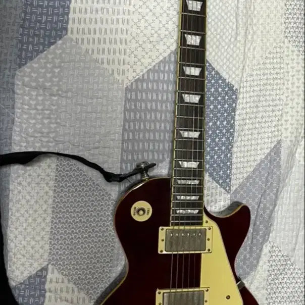[BUNJANG] Epiphone Les Paul Standard Plustop PRO Electric Guitar - Wine Red / 에피폰 일렉기타(Epiphone Lespaul Standard Plustop PRO Wine Red)