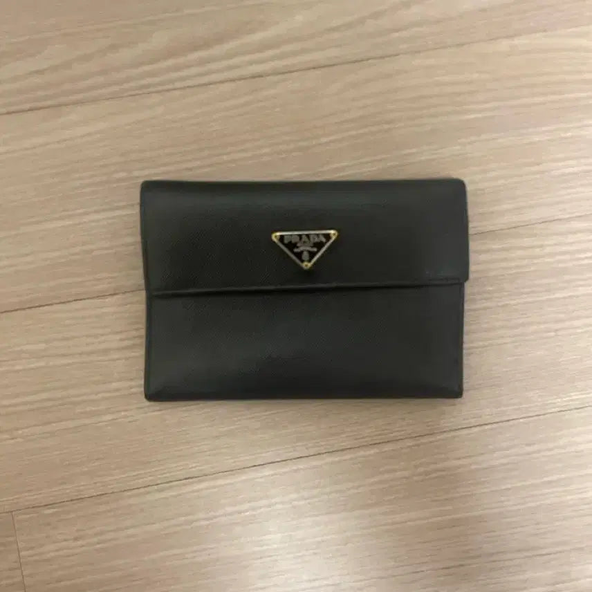 [BUNJANG] Prada Bi-fold Wallet / 프라다 (정품) 중지갑