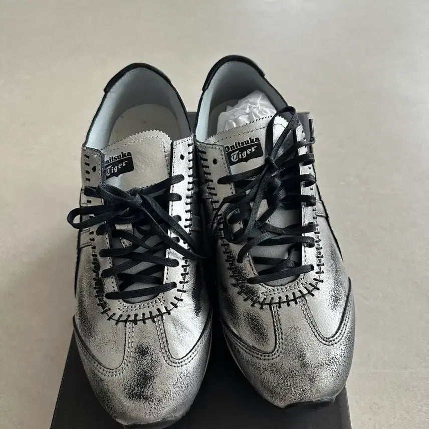 [BUNJANG] Onitsuka Tiger MHS Silver 245 / 오니츠크타이거 MHS 실버 245 실착 1회