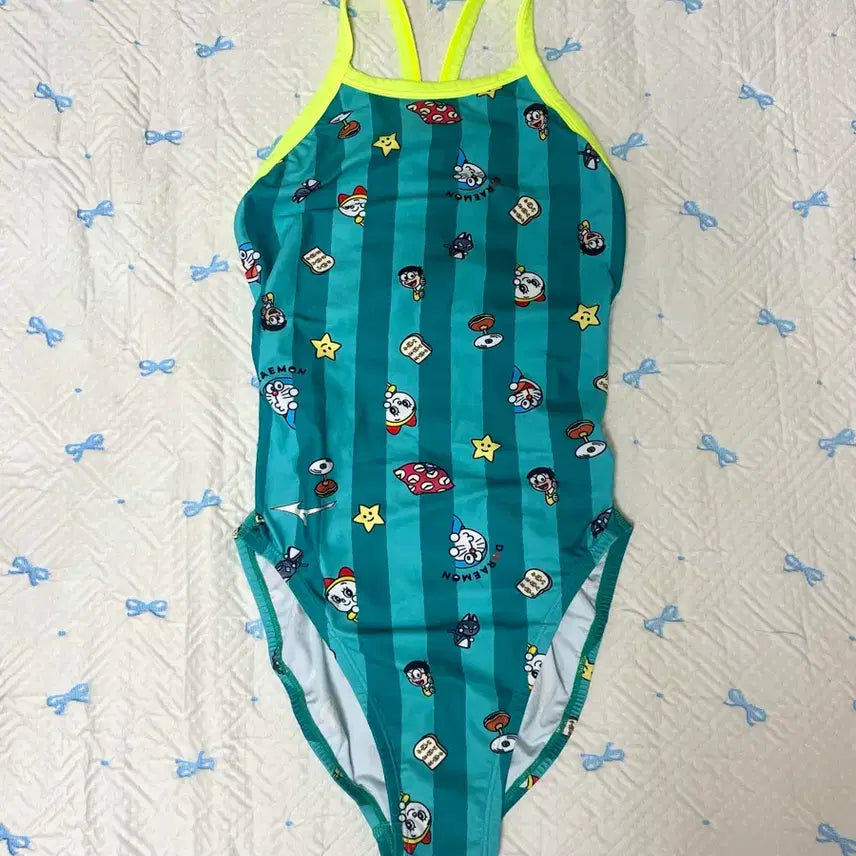 [BUNJANG] Mizuno Japan Doraemon Swimsuit (Size L) & Waterproof Goggles / 미즈노 재팬 도라에몽 수영복 L & 풀타임 방수 보게또