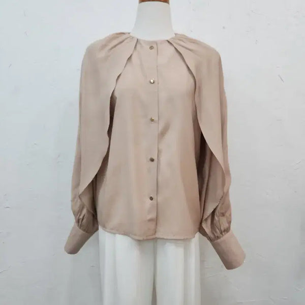 [BUNJANG] Beige Button-Up Cape Blouse / 베이지색 셔츠 블라우스