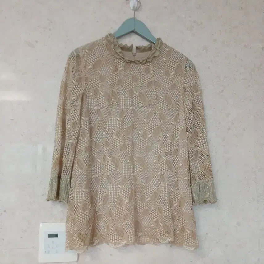 [BUNJANG] Choi Bok Ho Beige Lace Blouse Women's Size 66 / 최복호 베이지 레이스 블라우스 여성